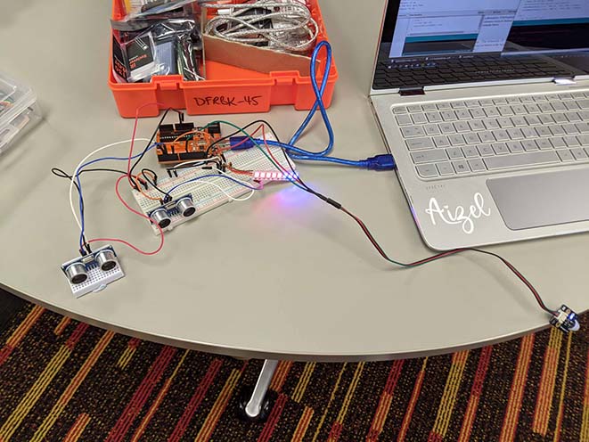 Arduino prototype with PIR sensor and ultrasonic sensor